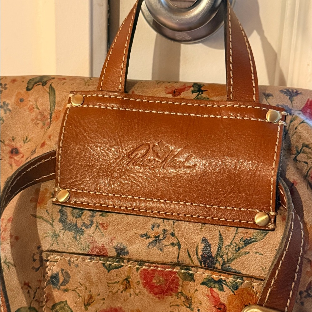 Patricia Nash Luzilla tan floral backpack purse - Picture 3 of 8
